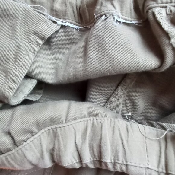 ZARA slouchy khaki/olive cargo pants with patches - Picture 11 of 12